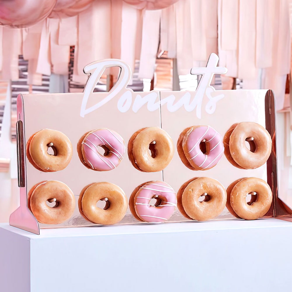 Donut Vägg Roséguld | Festartiklar//Dekoration//Roséguld//KALASTEMAN//Färgteman | PartyOutlet